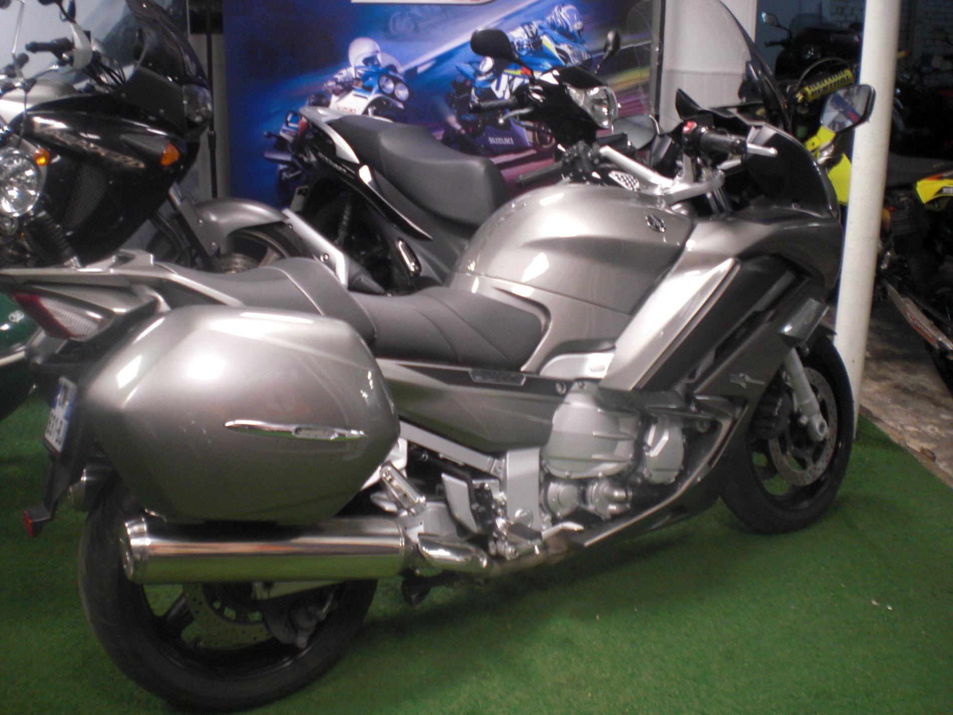 YAMAHA 1300 FJR